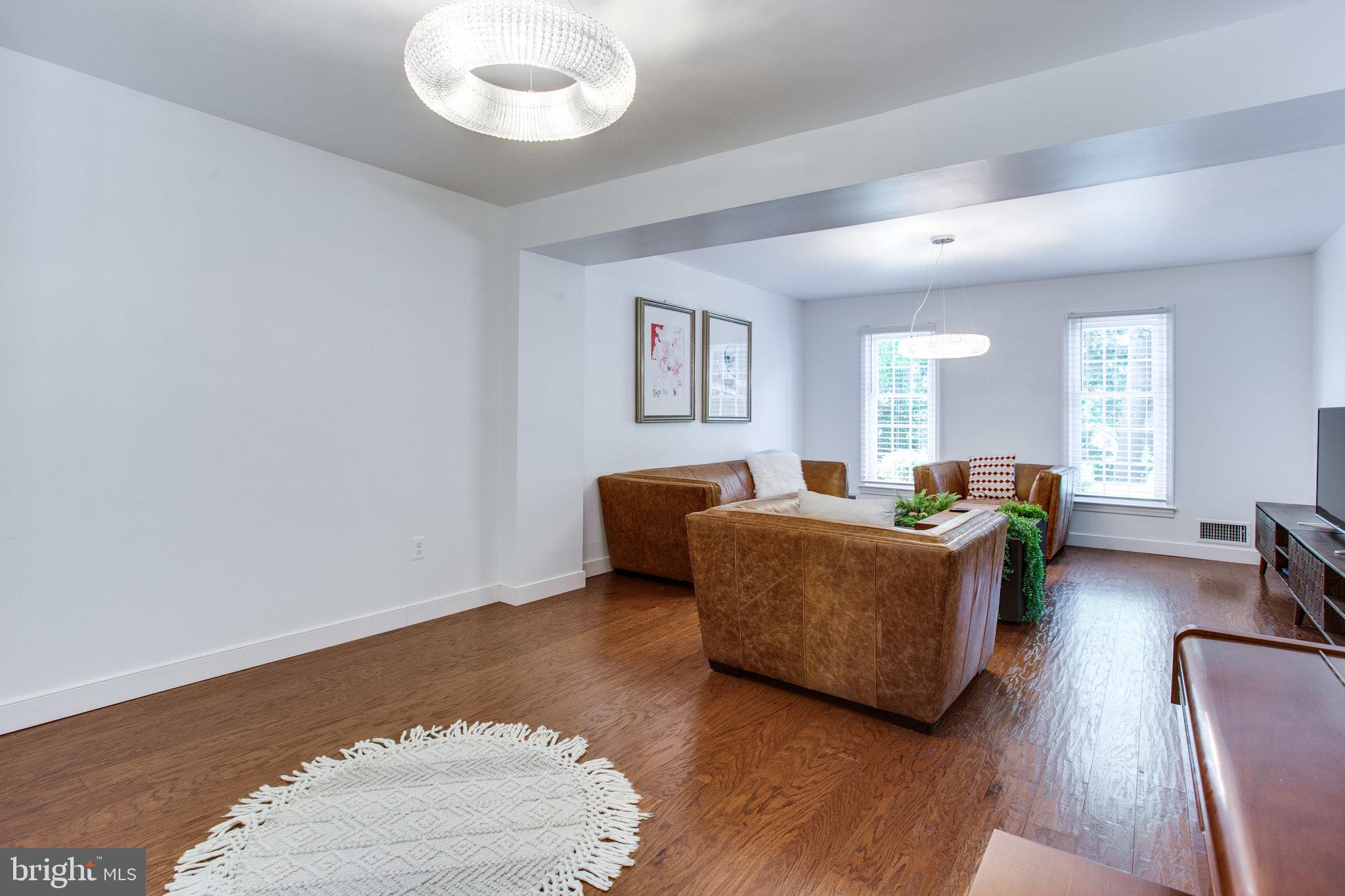 1805 Batten Hollow Road Vienna, VA 22182 - Photo 14 of 81