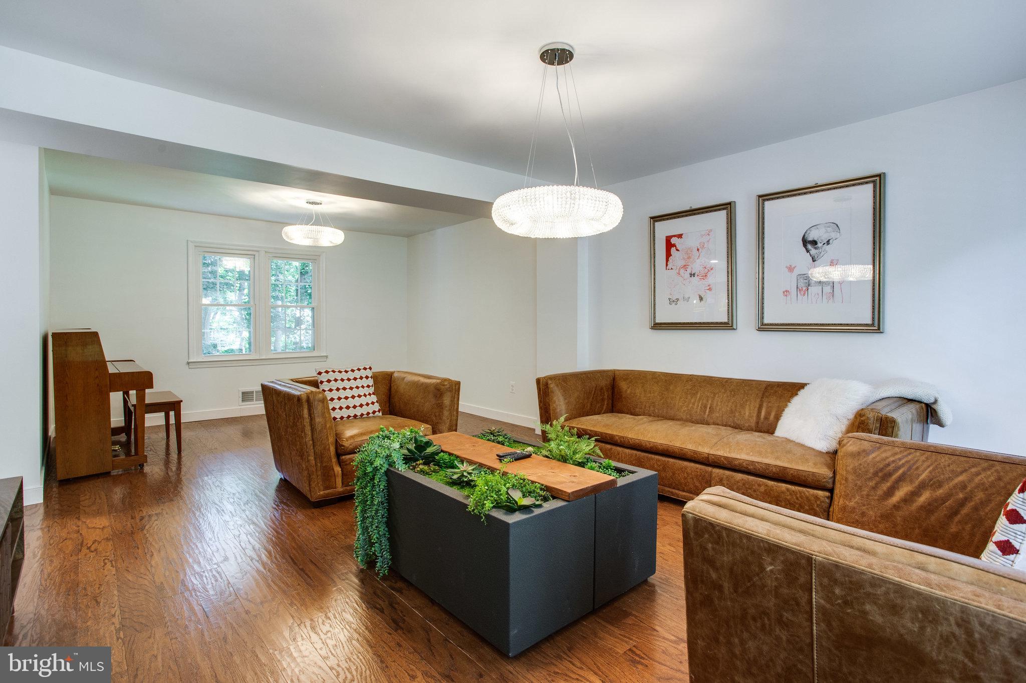 1805 Batten Hollow Road Vienna, VA 22182 - Photo 18 of 81