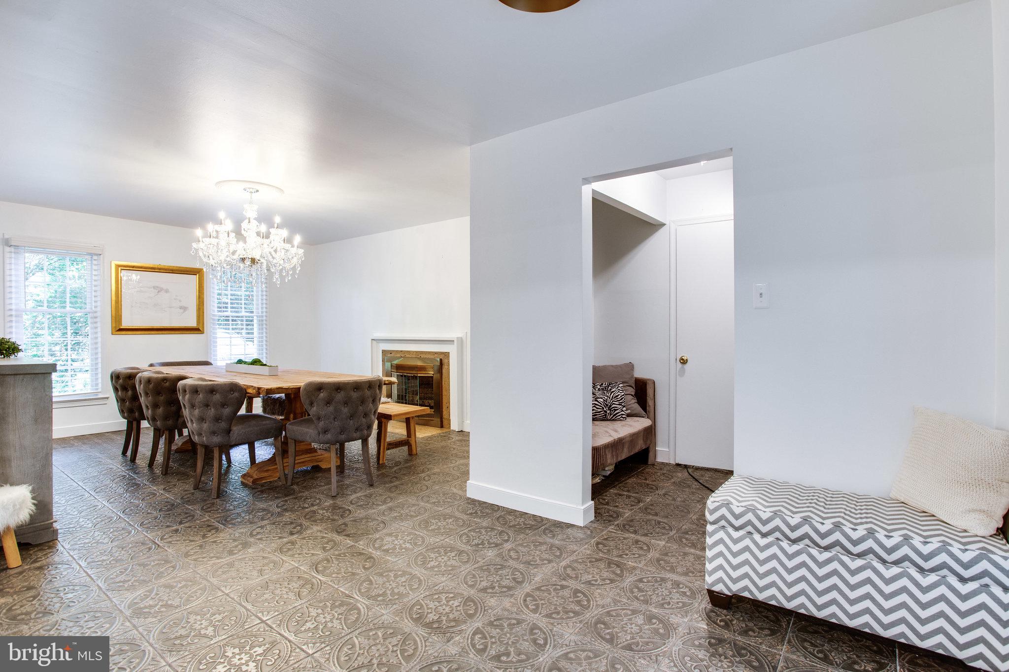 1805 Batten Hollow Road Vienna, VA 22182 - Photo 26 of 81