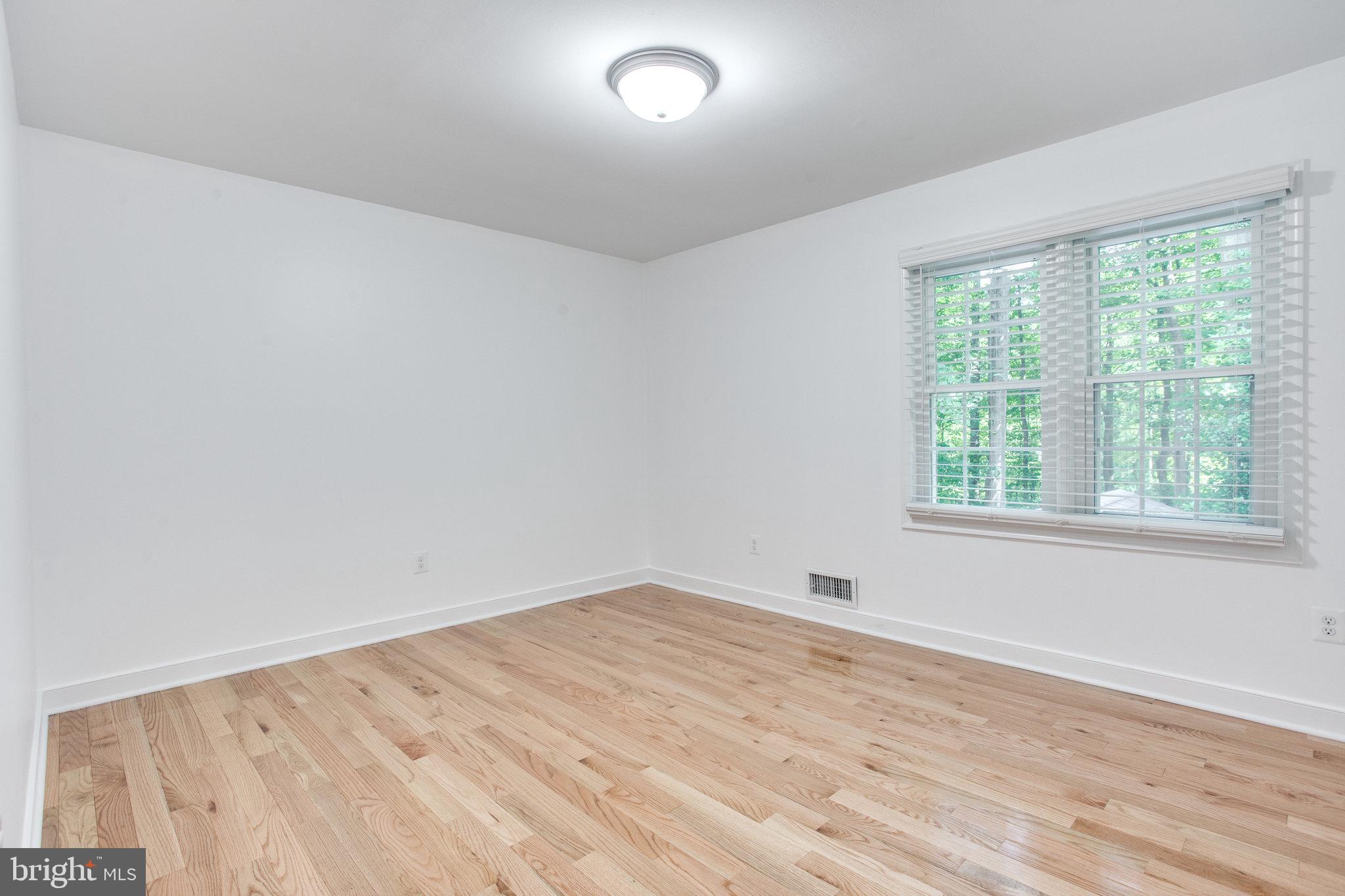 1805 Batten Hollow Road Vienna, VA 22182 - Photo 45 of 81