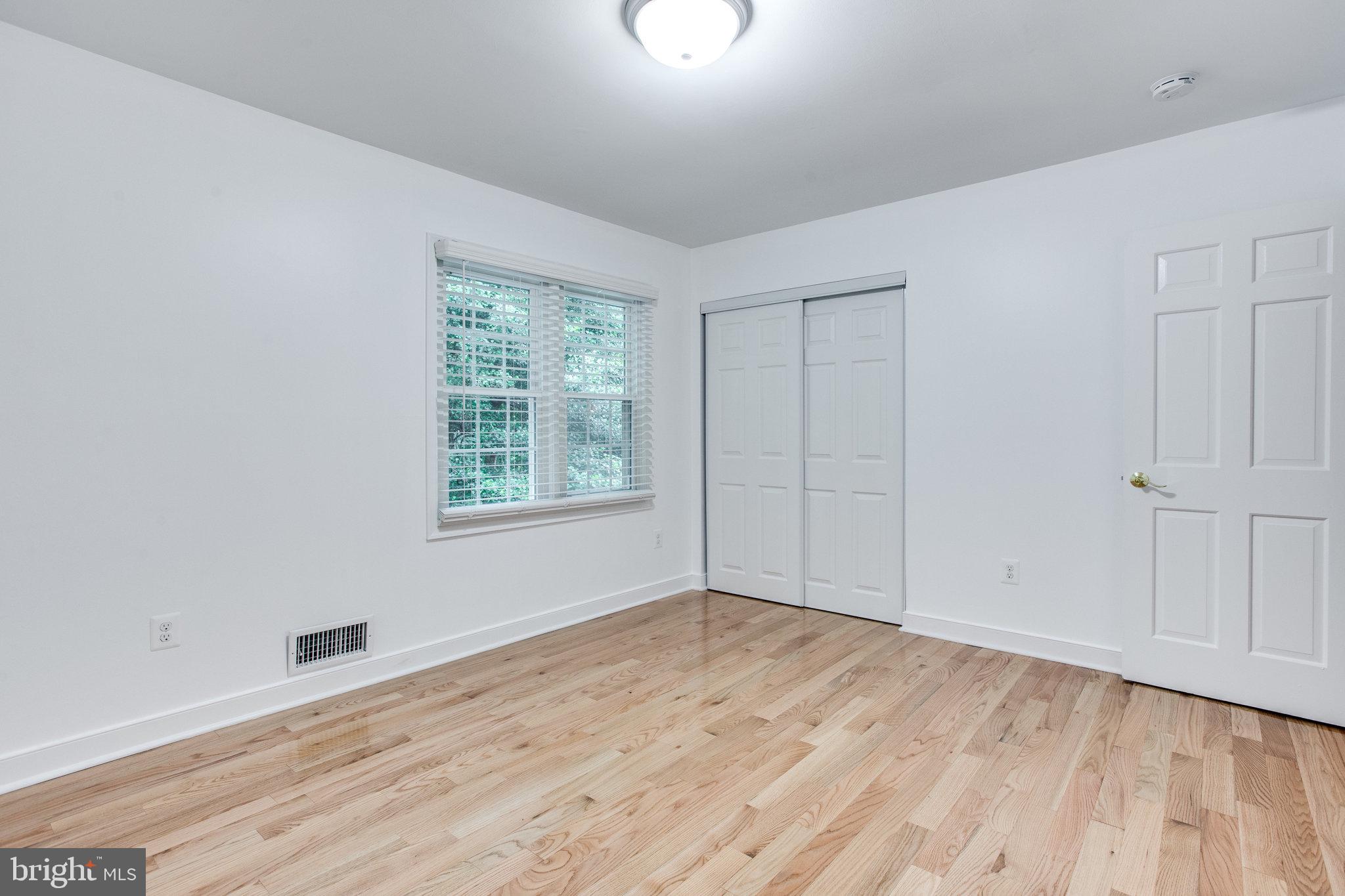 1805 Batten Hollow Road Vienna, VA 22182 - Photo 49 of 81