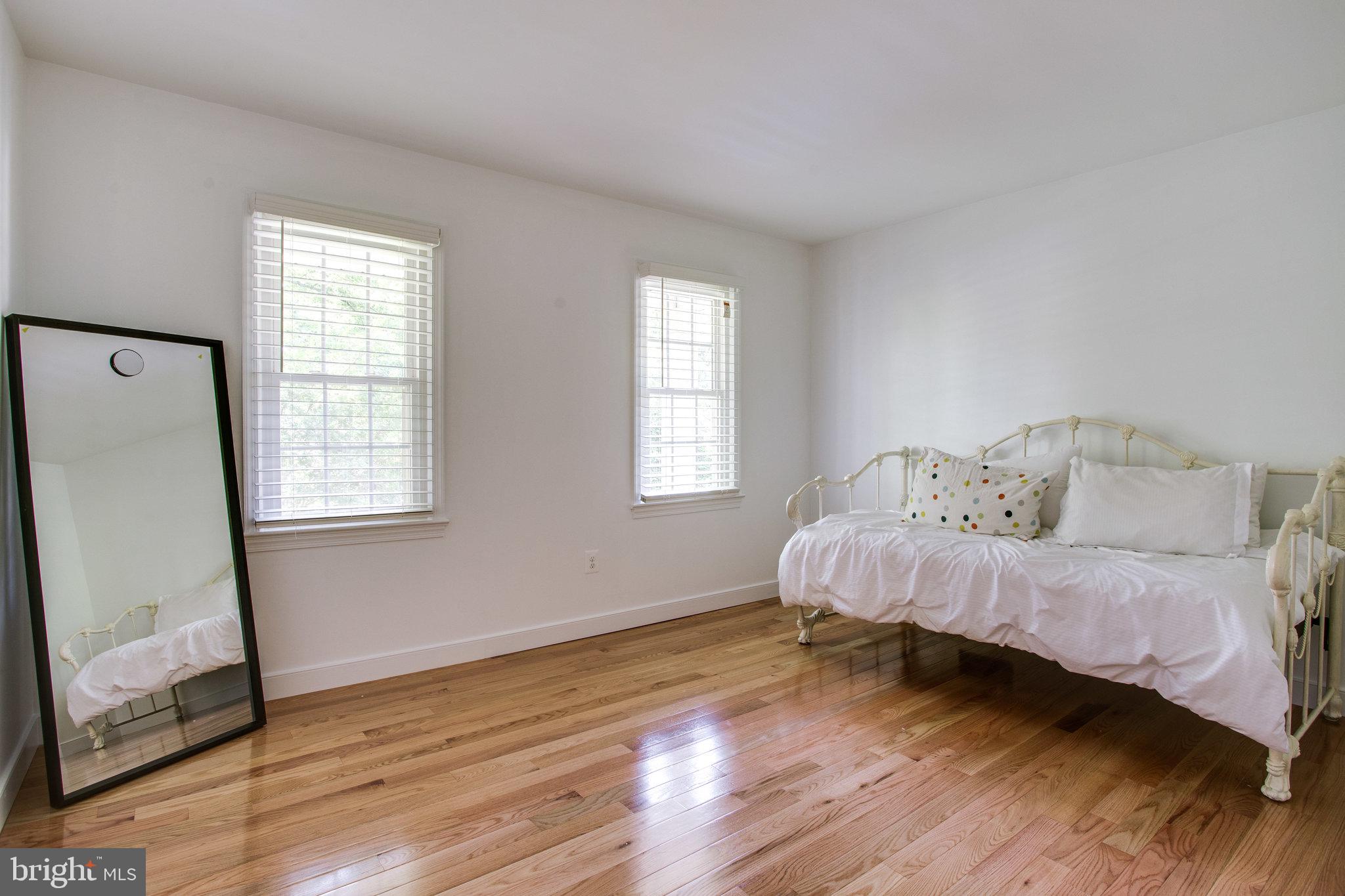 1805 Batten Hollow Road Vienna, VA 22182 - Photo 54 of 81