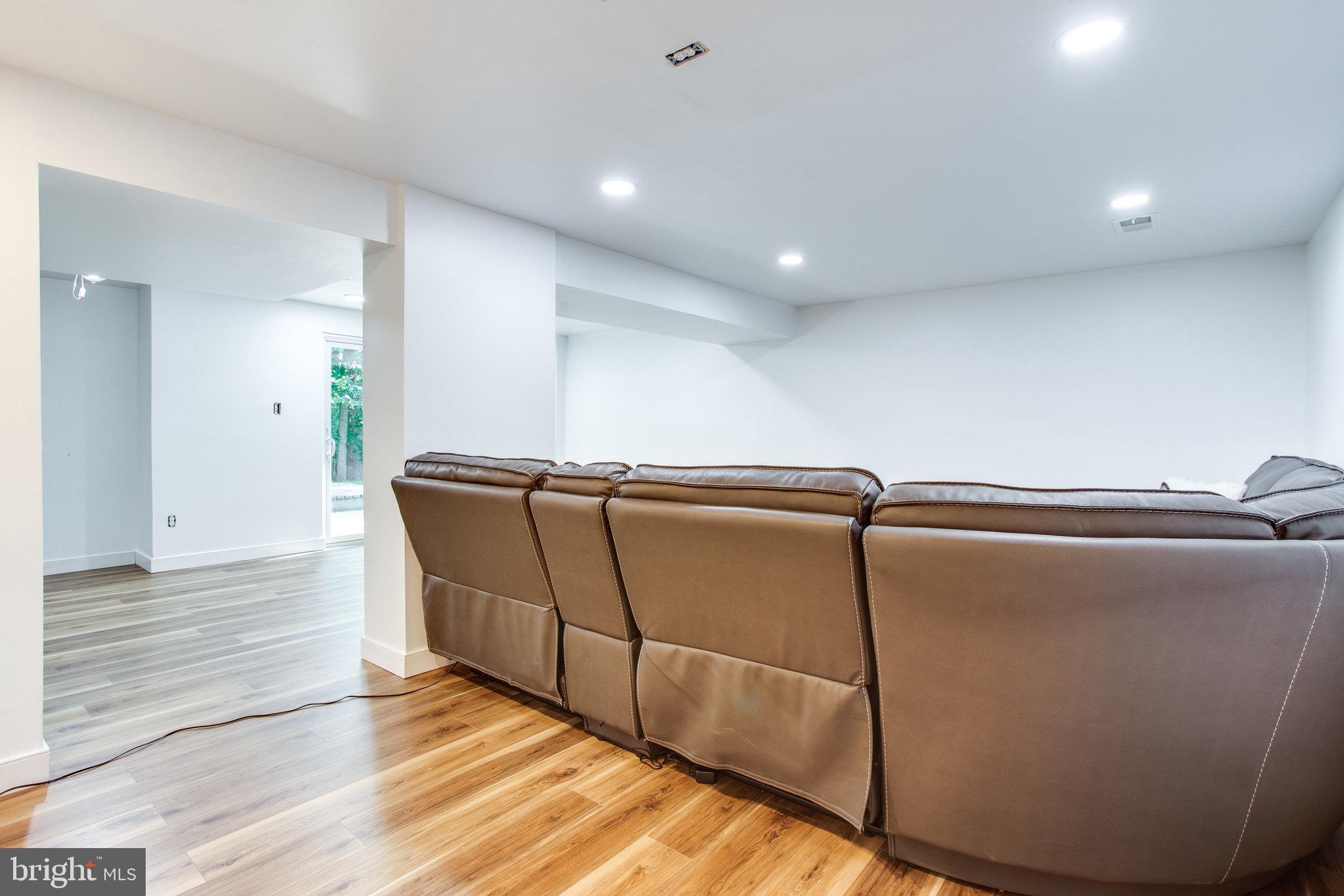 1805 Batten Hollow Road Vienna, VA 22182 - Photo 55 of 81