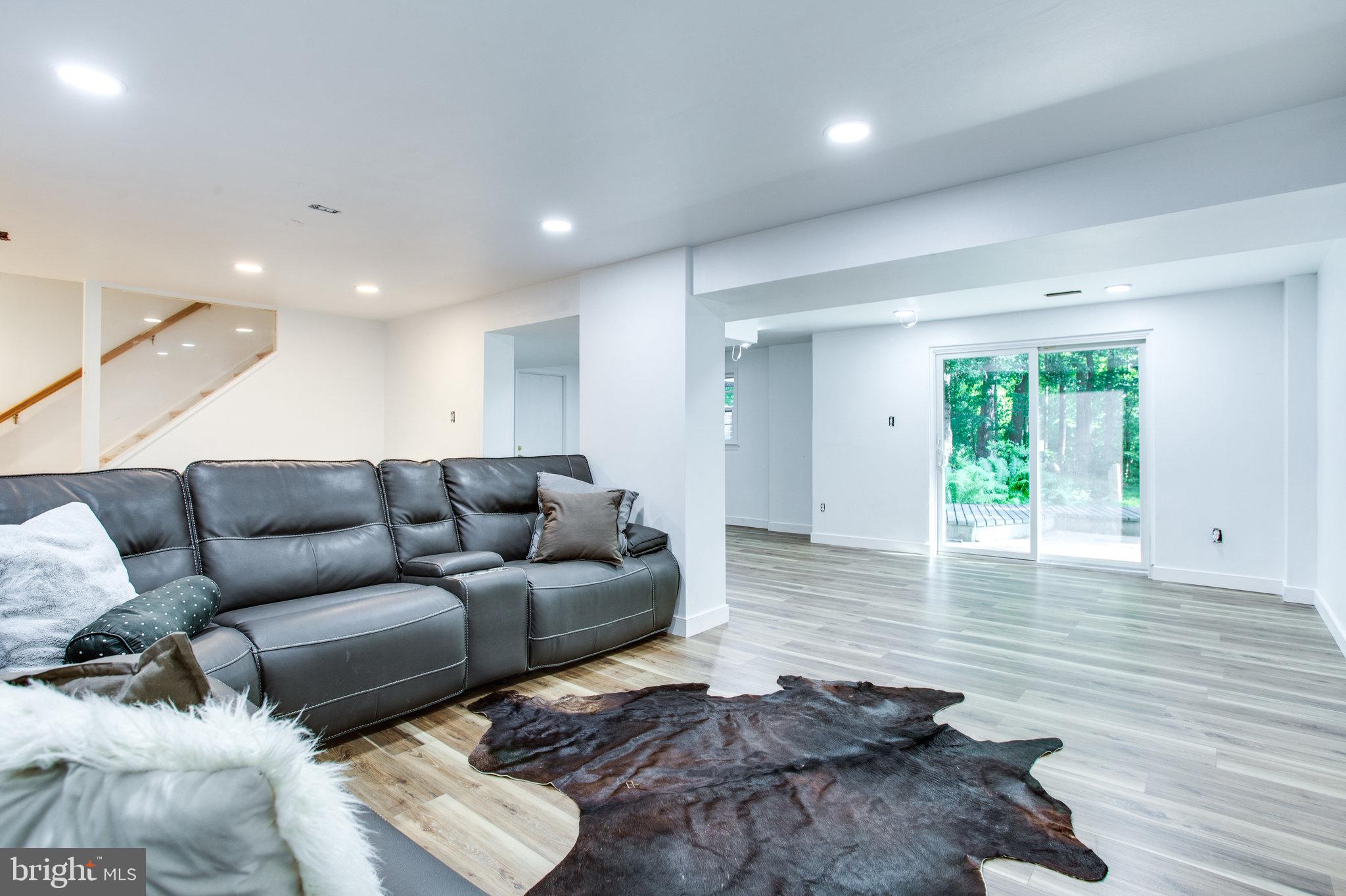 1805 Batten Hollow Road Vienna, VA 22182 - Photo 59 of 81