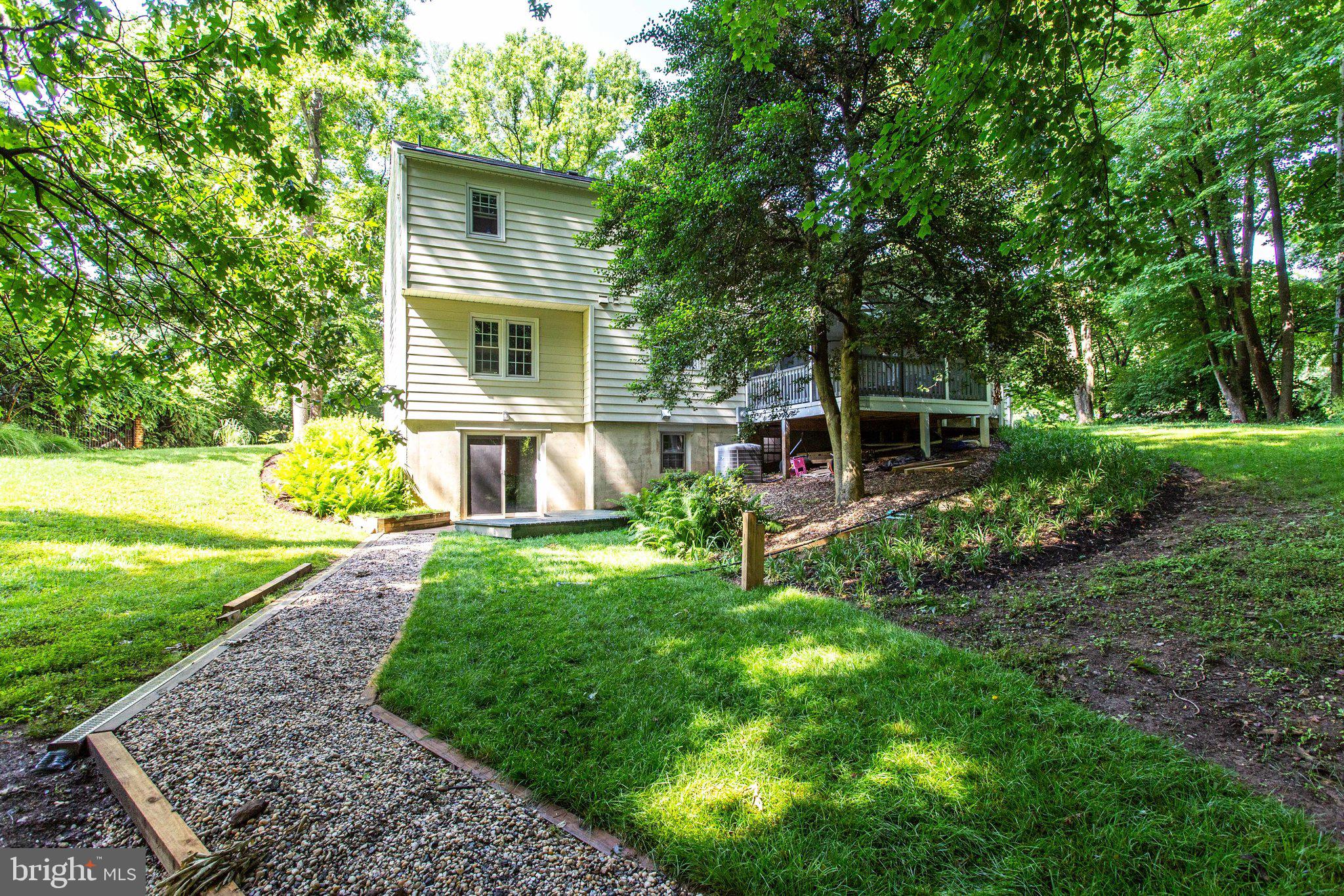 1805 Batten Hollow Road Vienna, VA 22182 - Photo 63 of 81