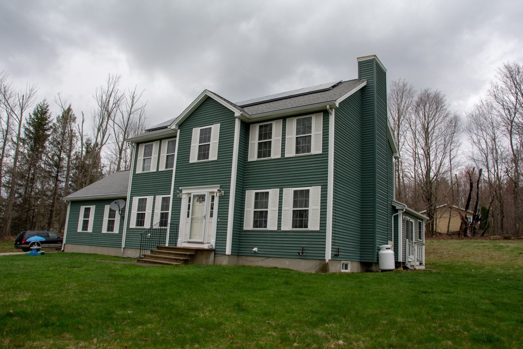 10 Hastings Road Spencer, MA 01562 - Photo 1 of 30 Gallery Image 1