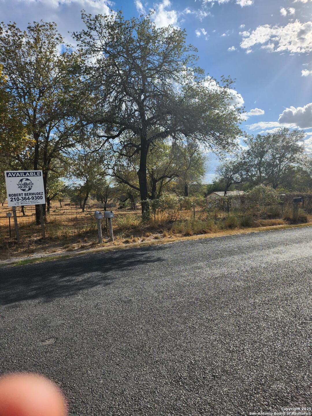 1071 Stevens Road Somerset, TX 78069 - Photo 3 of 20