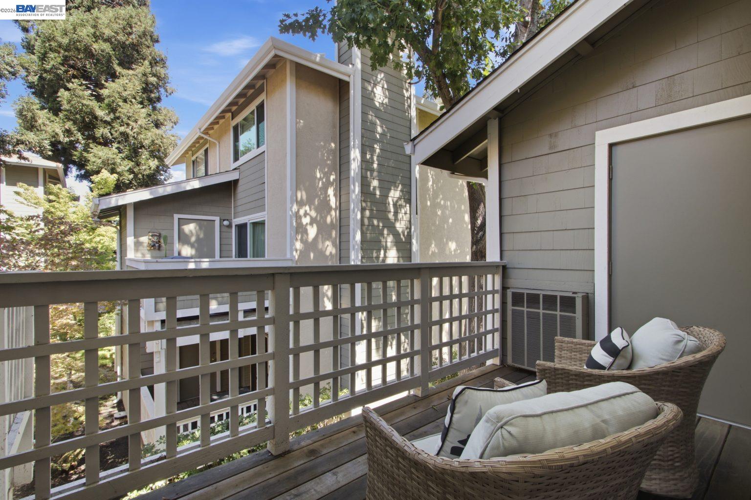2627 Oak Road, Unit B Walnut Creek, CA 94597 - Photo 21 of 37 Gallery Image 21