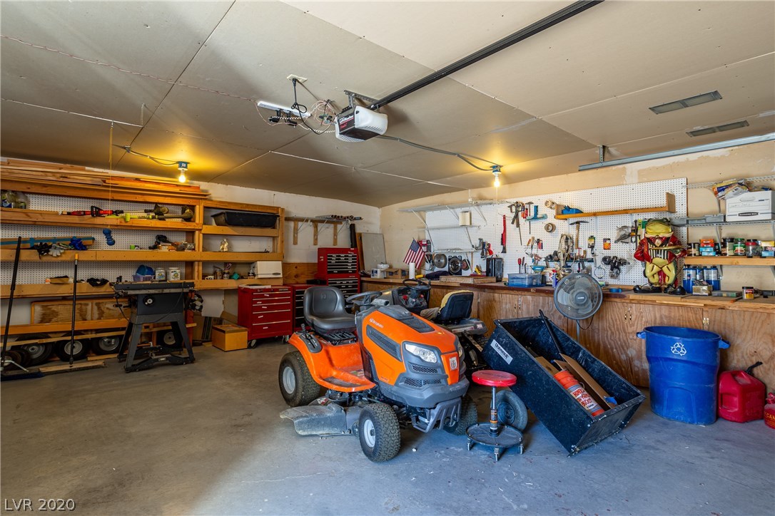 4231 Victoria Road Pahrump, NV 89048 - Photo 14 of 17