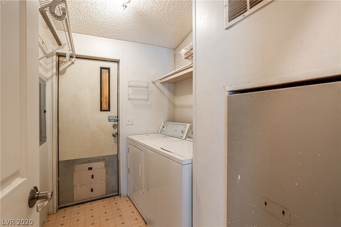 4231 Victoria Road Pahrump, NV 89048 - Photo 9 of 17