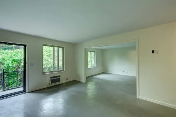 $1,300 | 3600 Hillsboro Pike, Unit H9, Nashville, TN 37215