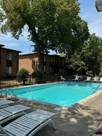 $1,300 | 3600 Hillsboro Pike, Unit H9, Nashville, TN 37215