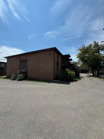 $1,300 | 3600 Hillsboro Pike, Unit H9, Nashville, TN 37215