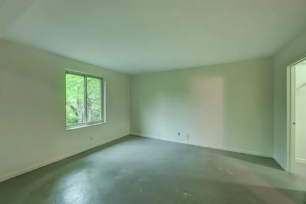 $1,300 | 3600 Hillsboro Pike, Unit H9, Nashville, TN 37215