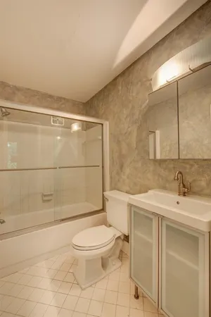 $1,300 | 3600 Hillsboro Pike, Unit H9, Nashville, TN 37215