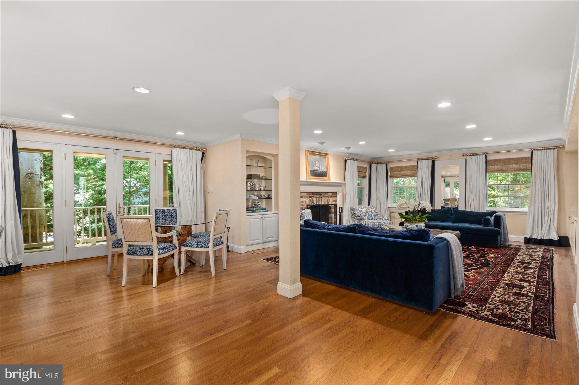 7301 River Falls Drive Potomac, MD 20854 - Photo 11 of 48 Open and airy