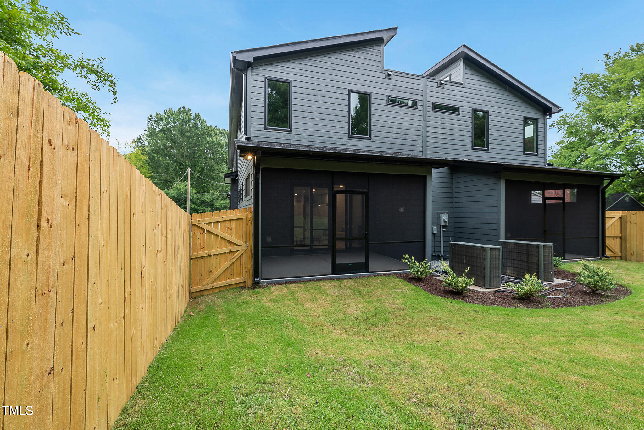 1104 Gregg Street Raleigh, NC 27601 - Photo 29 of 34 29