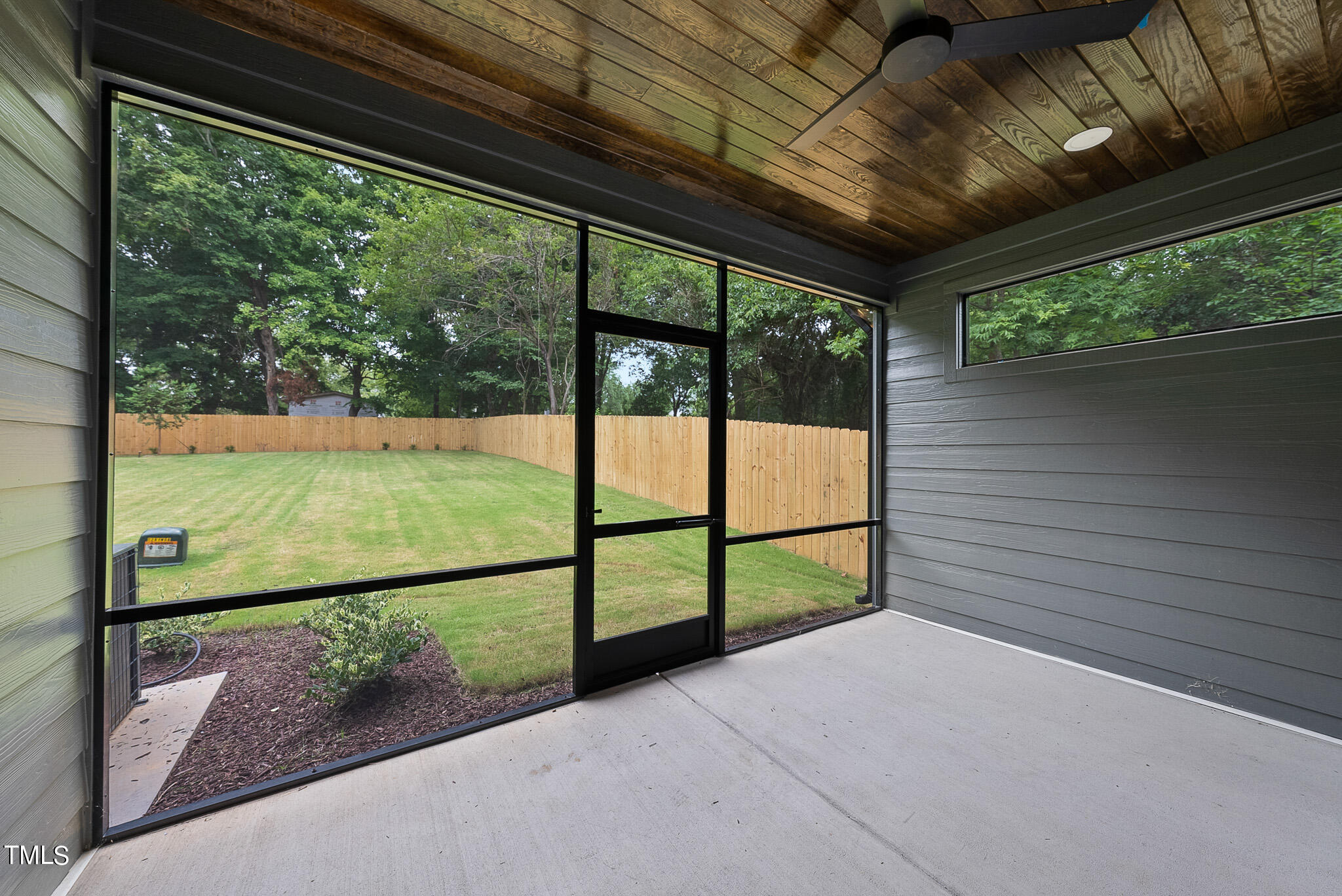 1104 Gregg Street Raleigh, NC 27601 - Photo 10 of 34 10
