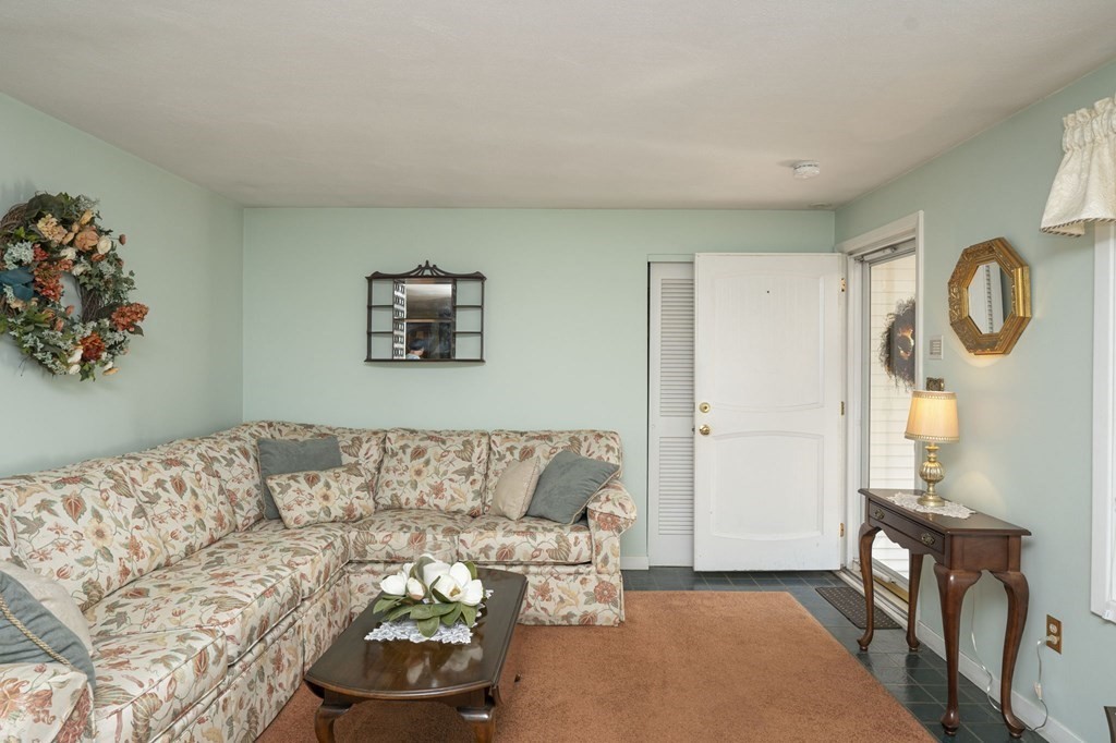 94 Titicut Road Raynham, MA 02767 - Photo 15 of 42 Gallery Image 15
