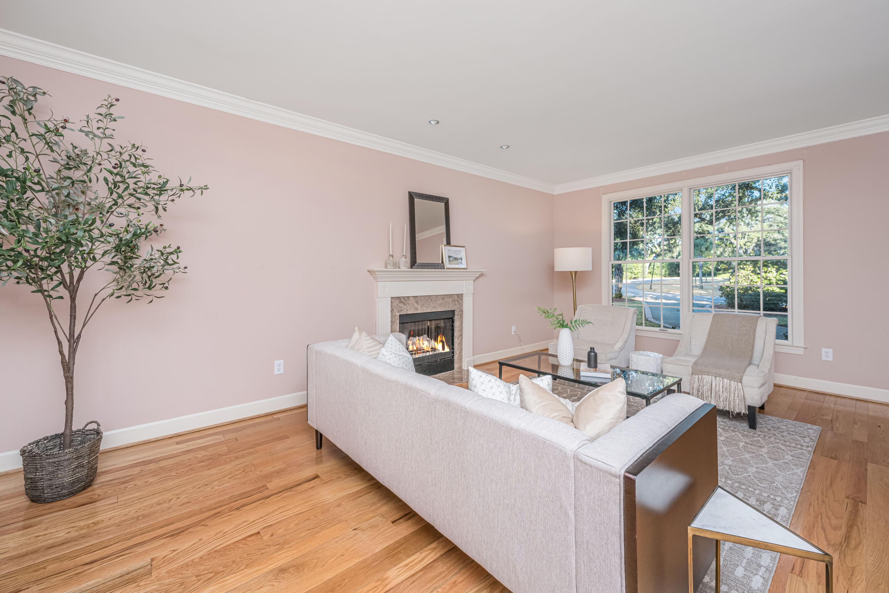 235 Country Club Lane Charleston, SC 29412 - Photo 13 of 71 12