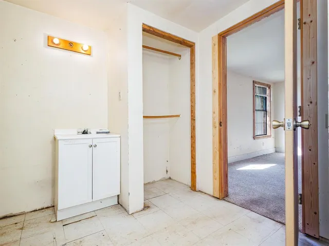 $150,000 | 203 Avenue East, Blanket, TX 76432