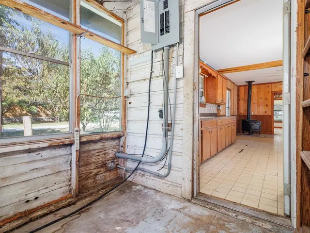 $150,000 | 203 Avenue East, Blanket, TX 76432