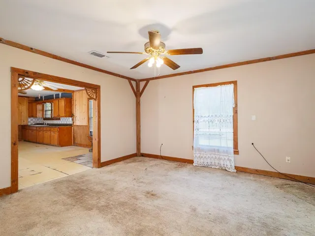 $150,000 | 203 Avenue East, Blanket, TX 76432