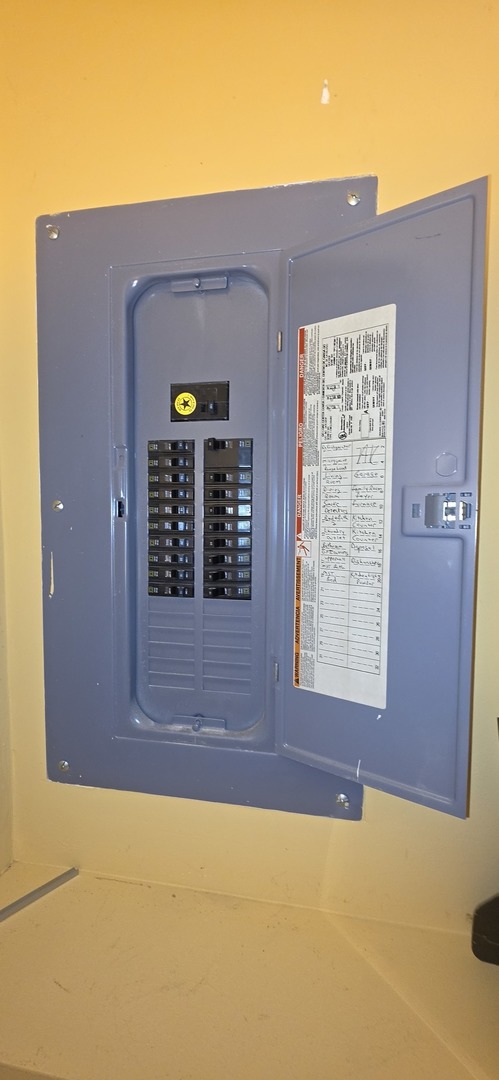 145 Enclave Circle, Unit D Bolingbrook, IL 60440 - Photo 32 of 33