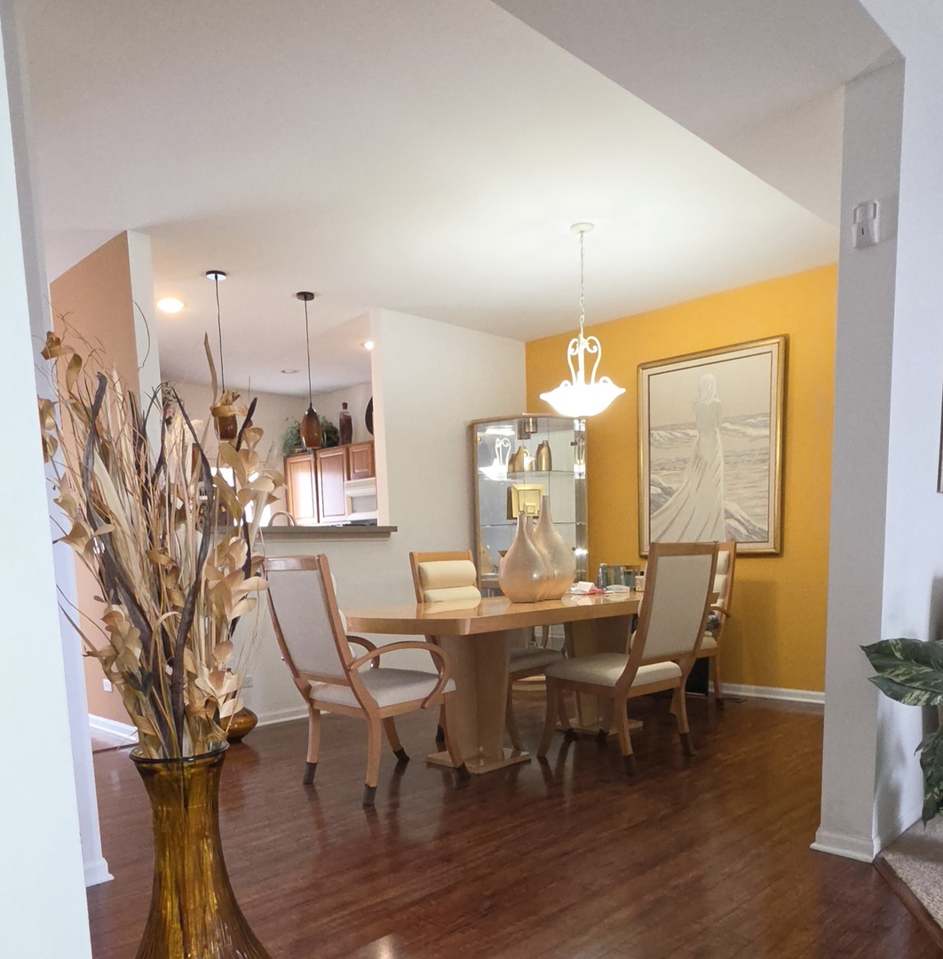 145 Enclave Circle, Unit D Bolingbrook, IL 60440 - Photo 6 of 33