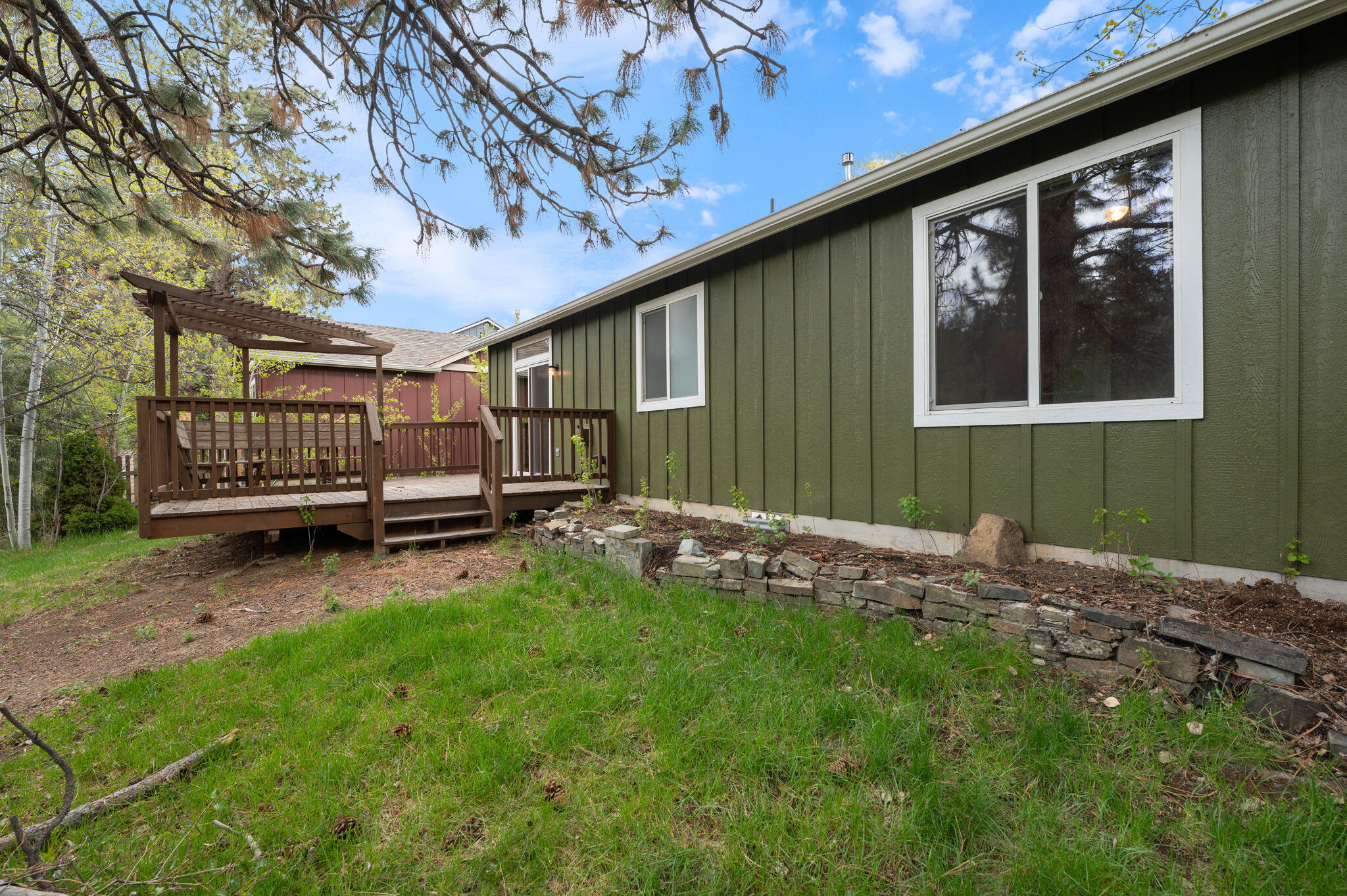 19452 Brookside Way Bend, OR 97702 - Photo 20 of 22 IMG_1817