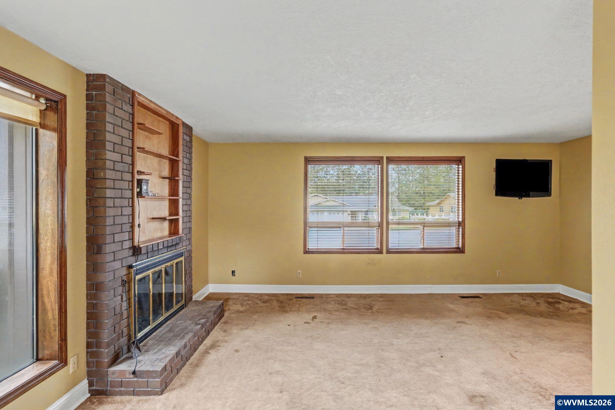 411 Southwest 9th Street Sublimity, OR 97385 - Photo 6 of 29