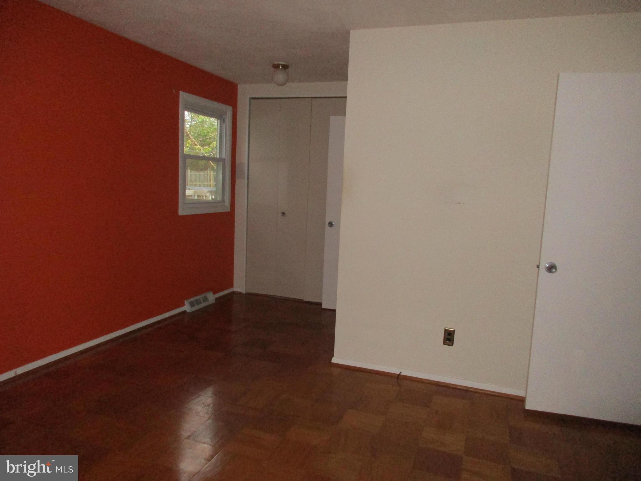 302 Garnett Road Joppa, MD 21085 - Photo 11 of 26 Bedroom 1, View 3