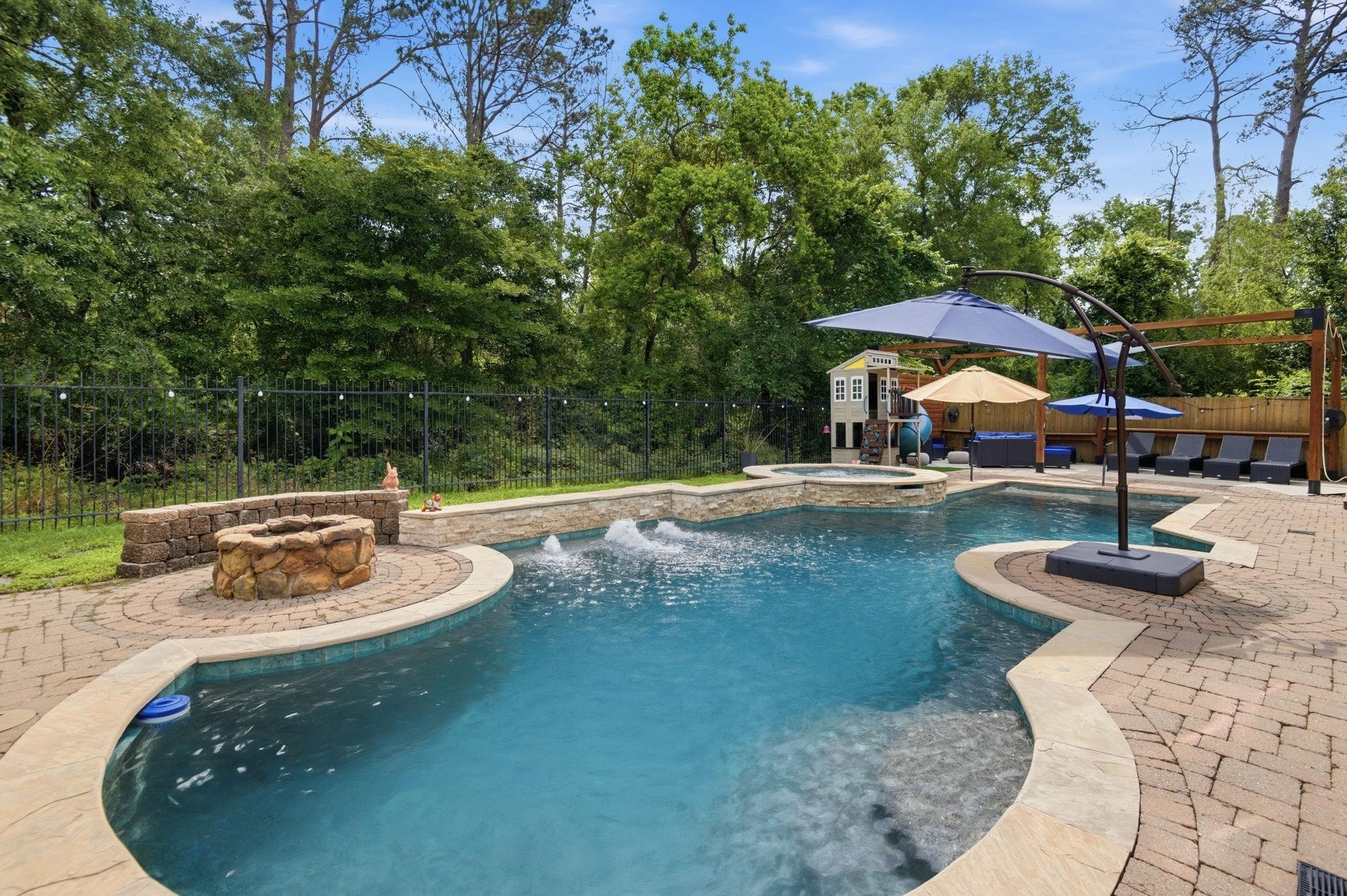 6203 Cash Oaks Drive Spring, TX 77379 - Photo 32 of 35 Your new favorite gathering spot. Don't miss out on this one!