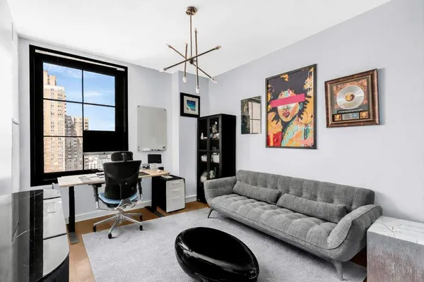 $7,950,000 | 425 West 50th Street, Unit PHD | Hell's Kitchen