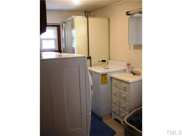 518 Hawkins Road Selma, NC 27576 - Photo 10 of 21 Laundry Room