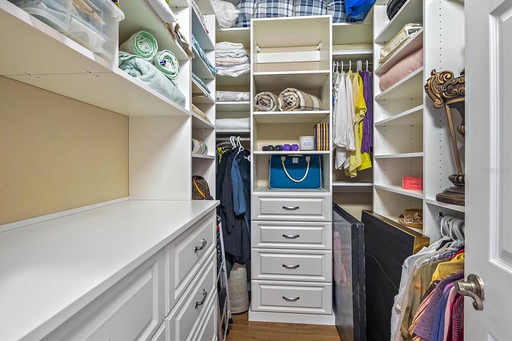 7325 Skybird Road, Unit 399 Bradenton, FL 34209 - Photo 26 of 49 a view of walk in closet