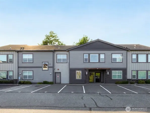 $218,500 | 8872 Depot Road, Unit 203, Lynden, WA 98264