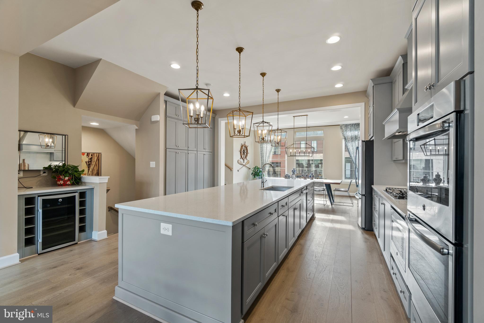 42308 Porter Ridge Terrace Ashburn, VA 20148 - Photo 11 of 45 Gallery Image 11