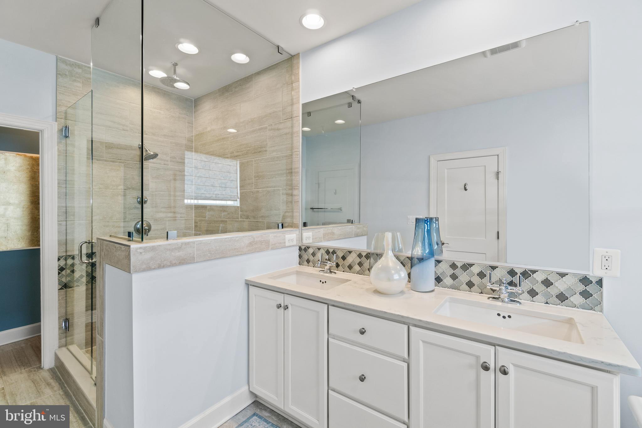 42308 Porter Ridge Terrace Ashburn, VA 20148 - Photo 25 of 45 Gallery Image 25