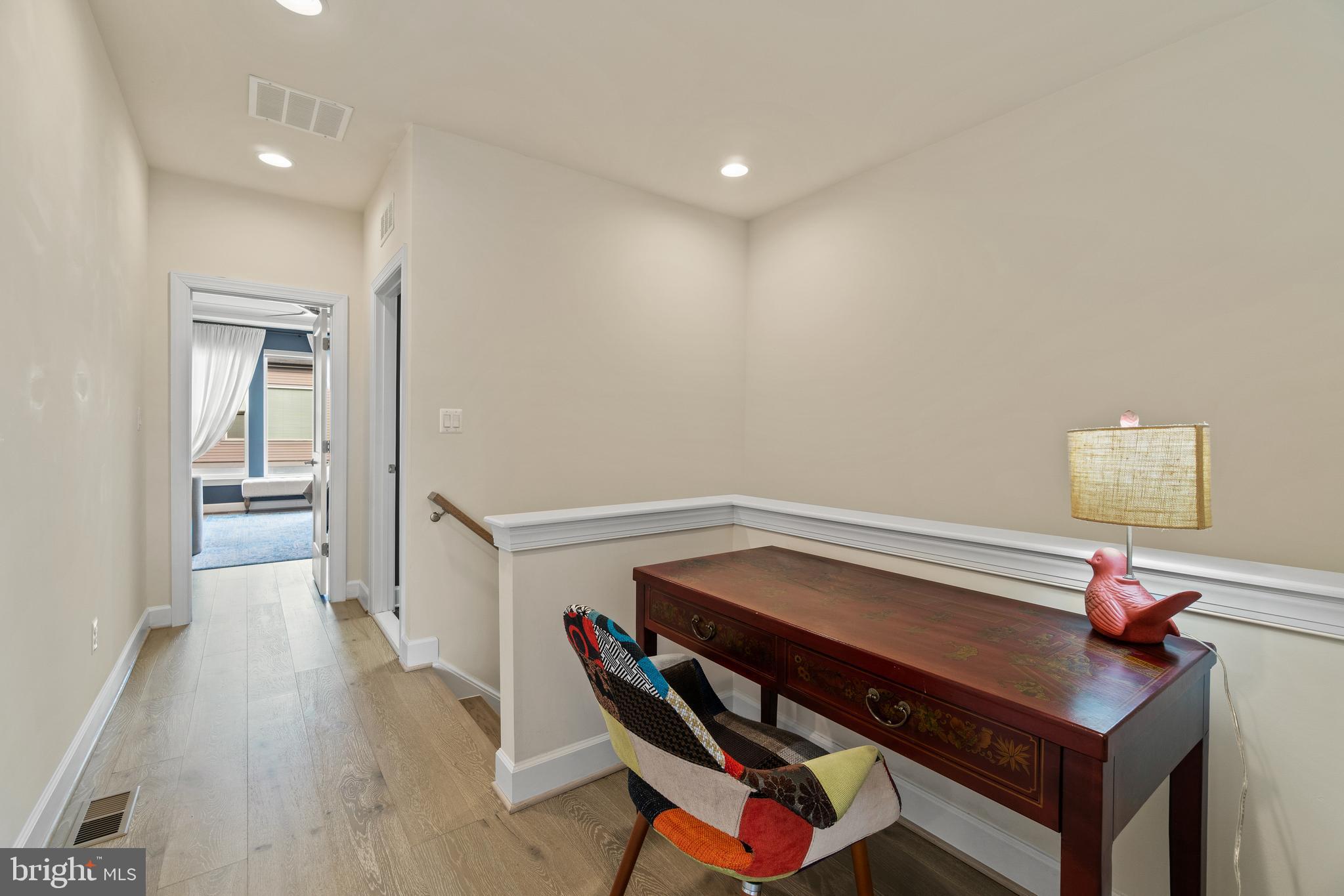 42308 Porter Ridge Terrace Ashburn, VA 20148 - Photo 28 of 45 Gallery Image 28