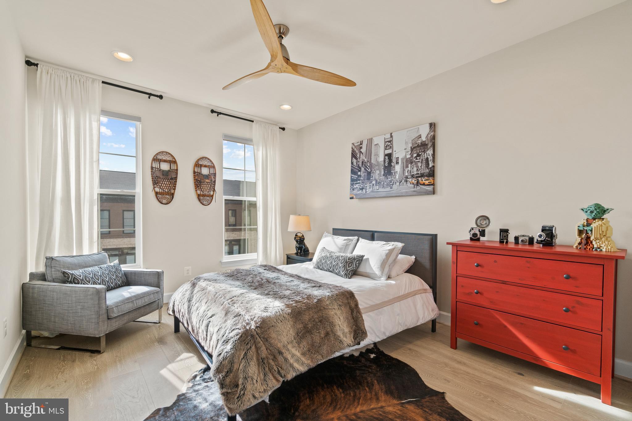 42308 Porter Ridge Terrace Ashburn, VA 20148 - Photo 30 of 45 Gallery Image 30
