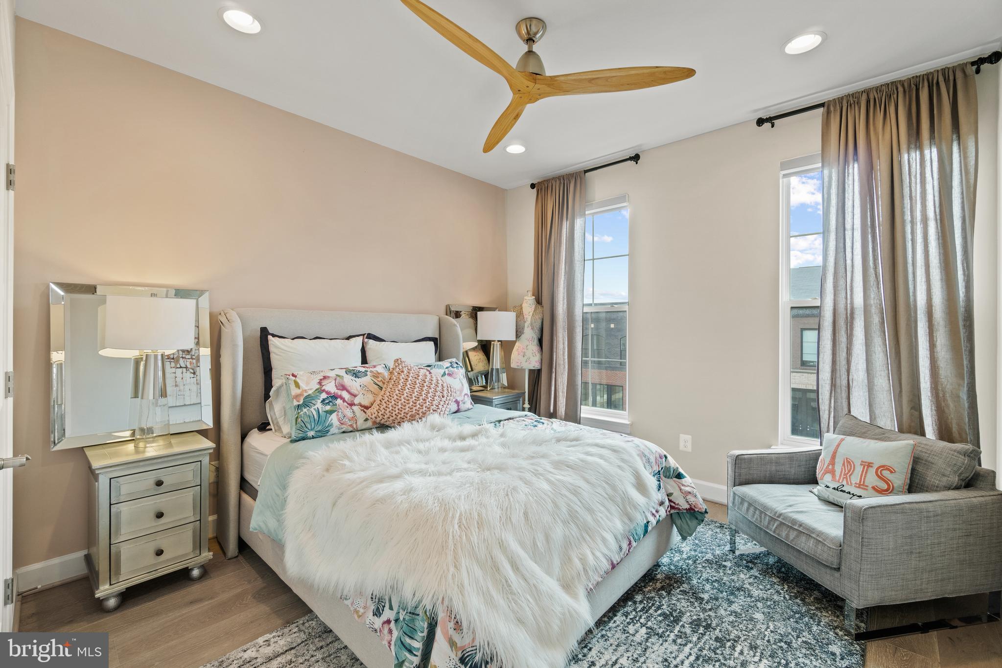 42308 Porter Ridge Terrace Ashburn, VA 20148 - Photo 31 of 45 Gallery Image 31