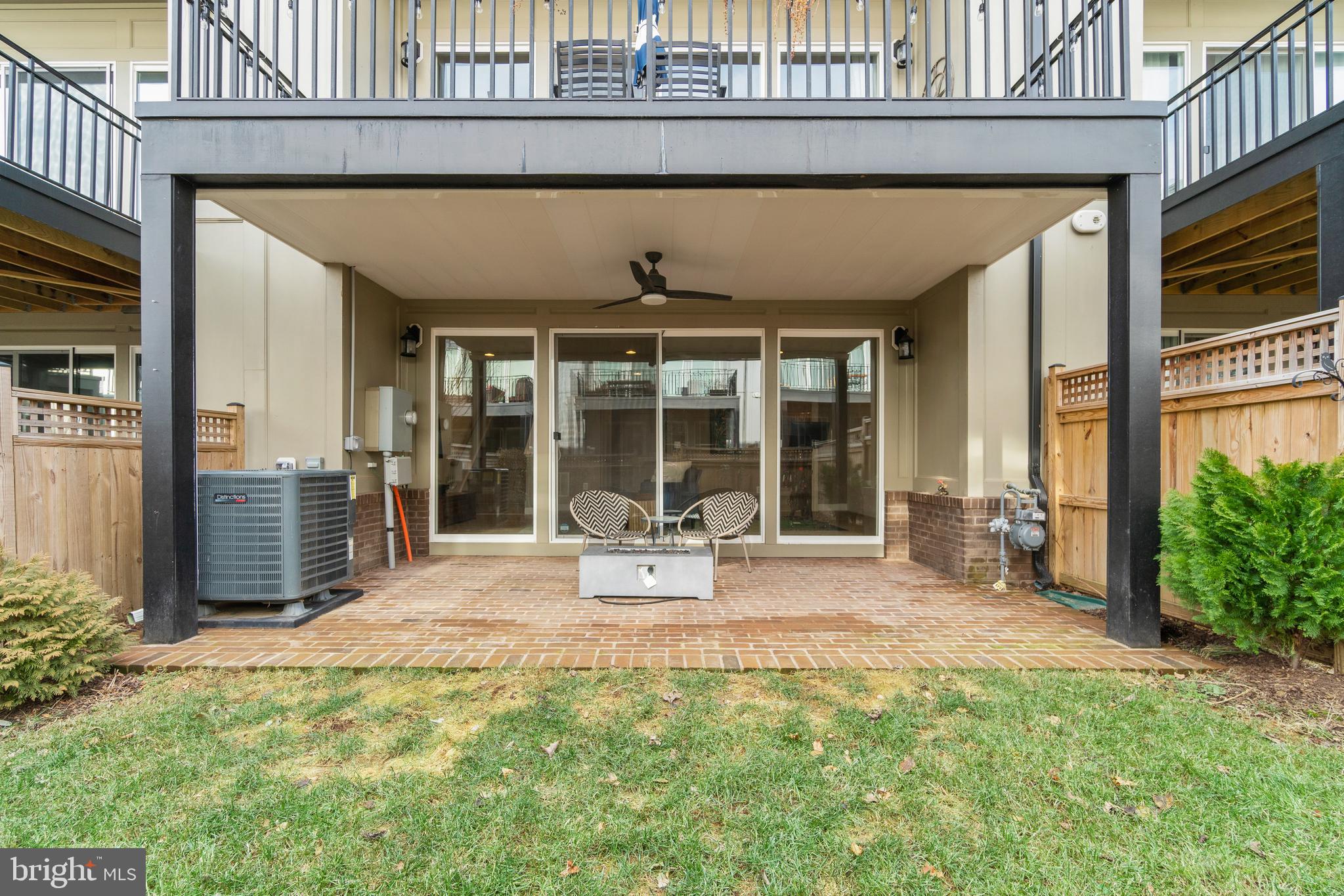 42308 Porter Ridge Terrace Ashburn, VA 20148 - Photo 41 of 45 Gallery Image 41