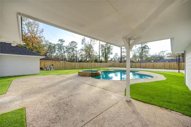 $565,000 | 25607 Spring Ridge Drive, Spring, TX 77386