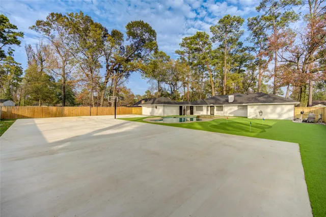 $565,000 | 25607 Spring Ridge Drive, Spring, TX 77386