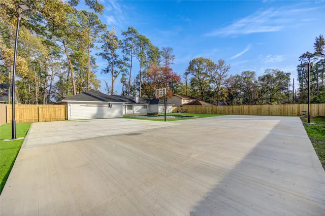 $565,000 | 25607 Spring Ridge Drive, Spring, TX 77386