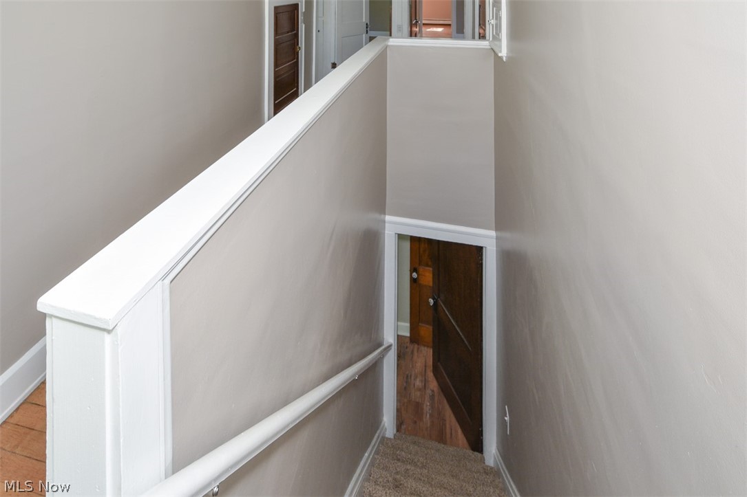 992 Montford Road Cleveland Heights, OH 44121 - Photo 19 of 29