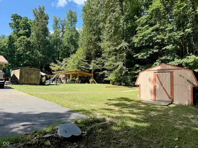 $650,000 | 2500 South Edgewood Cove, Martinsville, IN 46151