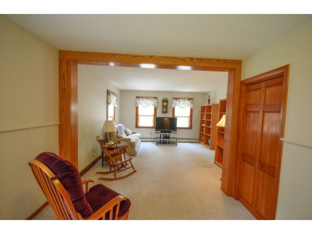 250 East Road Hampstead, NH 03841 - Photo 14 of 28
