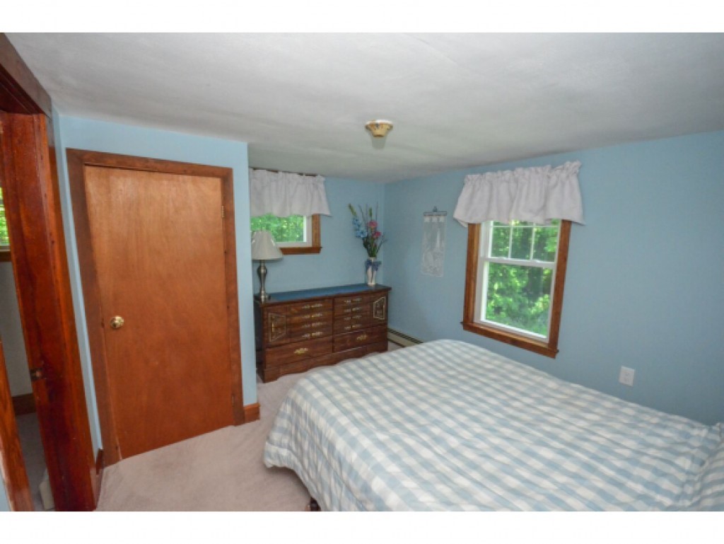 250 East Road Hampstead, NH 03841 - Photo 17 of 28
